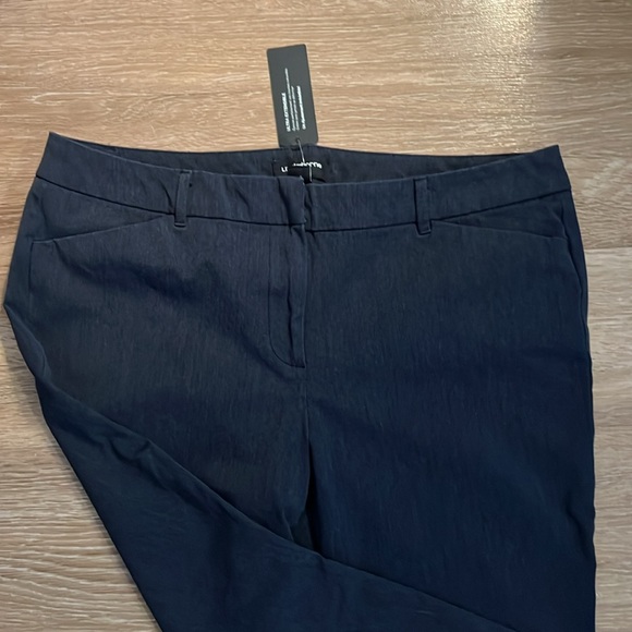 Liz Claiborne- Women's Blue Gray Slim Fit Pants - Picture 3 of 10